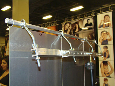 Tripod Bar